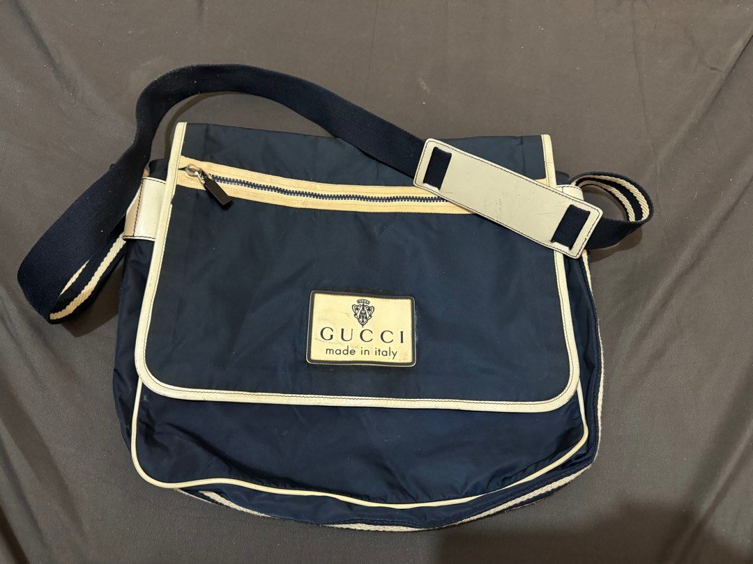 Gucci navy crossbody bag shop