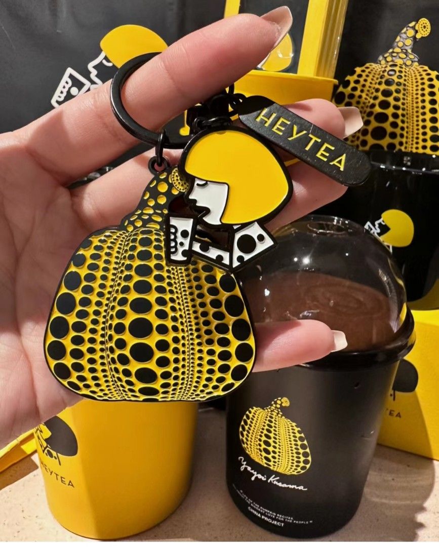 草間彌生とheyteaコラボ商品 草間彌生とheyteaコラボ商品 - メルカリ