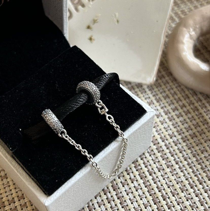 SALE PANDORA PAVE INSPIRATION SAFETY CHAIN Women s Fashion Jewelry Organizers Charms on Carousell
