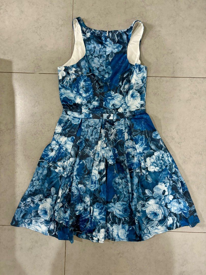 APARTMENT 8 (SMALL) FLORAL DRESS (Category: Dresses) located in Antipolo. Submitted by mdmeanders (Listing ID 1335010107, Image 3). Description: ~ SHIPPING: Buyers are welcome to arrange their own courier for shipping. ~ PAYMENT: GCASH / BPI QR CODE ~ LOCATION PICK UP:📍ANTIPOLO OR MANDALUYONG.
