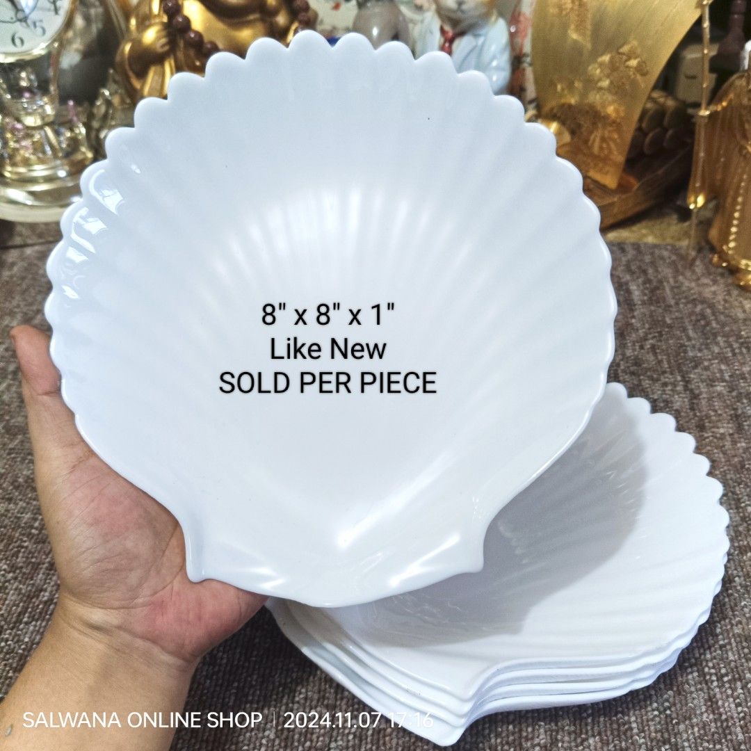 ARCOPAL FRANCE SHELL SHAPE PLATE 1pc (Category: Dinnerware & Cutlery) located in Mabalacat. Submitted by salwanaonlineshop (Listing ID 1335002720, Image 1). Description: 8"x8" ARCOPAL FRANCE SHELL SHAPE PLATE 1pc • Japan Surplus A brand known for its quality material! 🇲🇫 Like New 🇲🇫 Size is good for Pasta or Cakes 🇲🇫 Chip Resistant 🇲🇫 Easy to clean 🇲🇫 High thermal shock resistance 🇲🇫 Made in France • Japan Surplus Source 🇲🇫 ₱220 eac