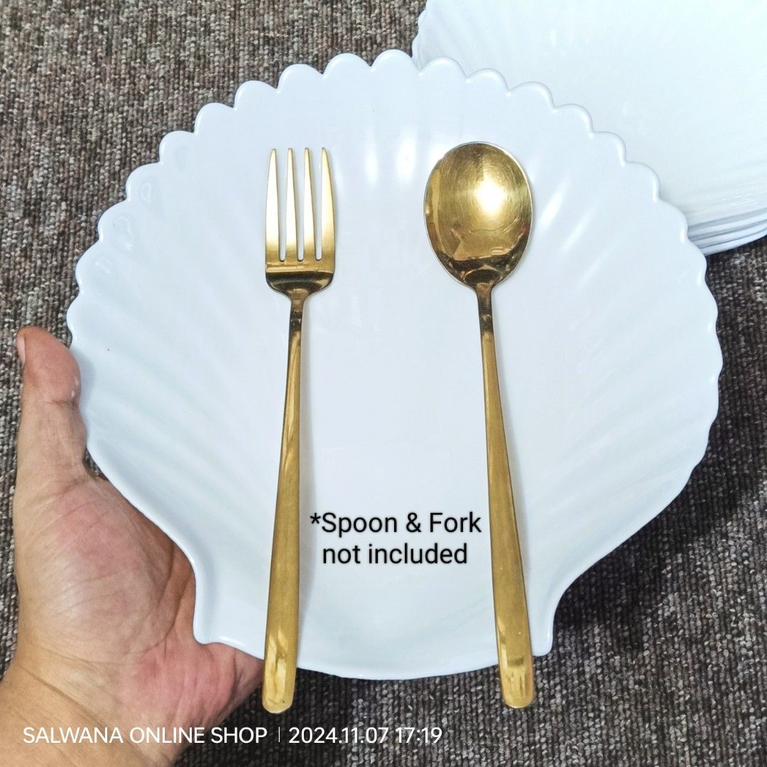 ARCOPAL FRANCE SHELL SHAPE PLATE 1pc (Category: Dinnerware & Cutlery) located in Mabalacat. Submitted by salwanaonlineshop (Listing ID 1335002720, Image 2). Description: 8"x8" ARCOPAL FRANCE SHELL SHAPE PLATE 1pc • Japan Surplus A brand known for its quality material! 🇲🇫 Like New 🇲🇫 Size is good for Pasta or Cakes 🇲🇫 Chip Resistant 🇲🇫 Easy to clean 🇲🇫 High thermal shock resistance 🇲🇫 Made in France • Japan Surplus Source 🇲🇫 ₱220 eac