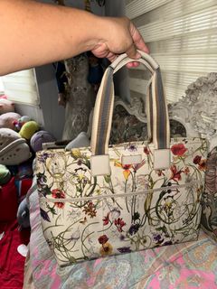Gucci floral tote bag discount