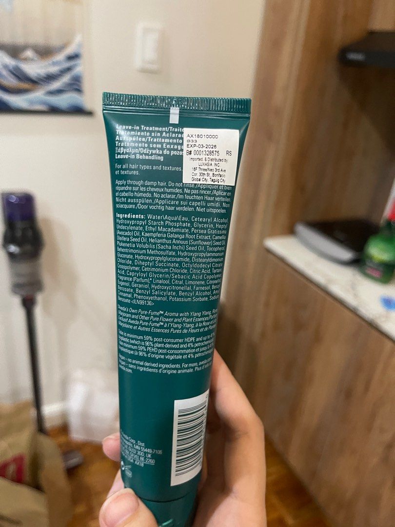 Aveda botanical repair treatment (Category: Face Care) located in Marikina City. Submitted by thriftcircle (Listing ID 1334987142, Image 2). Description: botanical repair. strengthening leave-in treatment plant-powered.