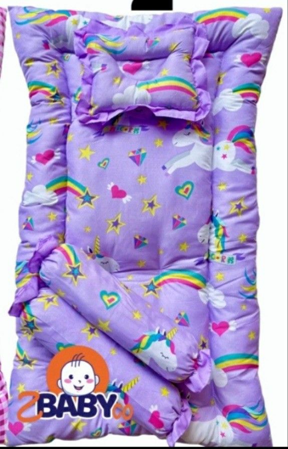 baby comforter with 2 bolster pillow (Category: Bed Guards) located in Santa Maria. Submitted by anne.msb (Listing ID 1334982167, Image 1). Description: rfs:needs to declutter.