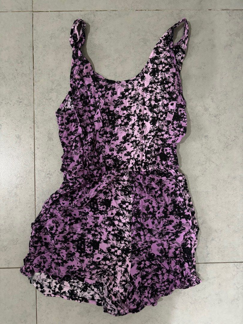 COTTON ON (XXS) PURPLE ROMPER (Category: Rompers) located in Antipolo. Submitted by mdmeanders (Listing ID 1335008618, Image 3). Description: ~ SHIPPING: Buyers are welcome to arrange their own courier for shipping. ~ PAYMENT: GCASH / BPI QR CODE ~ LOCATION PICK UP:📍ANTIPOLO OR MANDALUYONG.