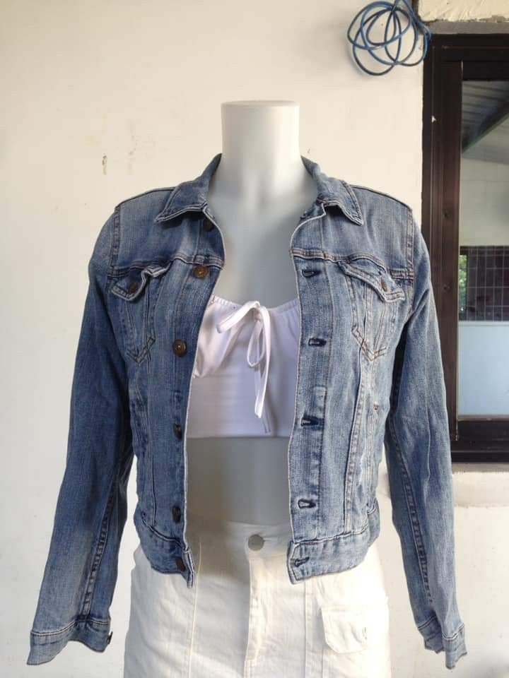 &Denim by H&M jacket (Category: Coats, Jackets and Outerwear) located in San Fernando. Submitted by hellokteesph (Listing ID 1335003943, Image 1). Description: 150 lp + sf h&m brand xs to small no flaws like new personal preloved.