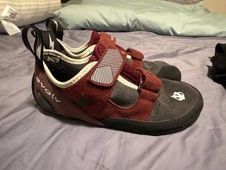 (Category: ) located in . Submitted by syc2410 (Listing ID 1334927082, Image 1). Description: .