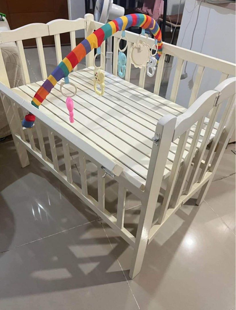 Preloved crib online