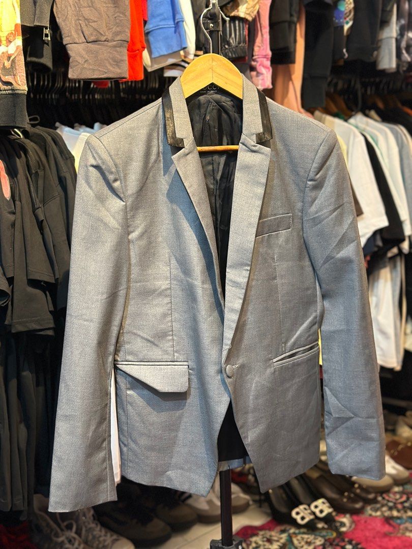 Gucci Blazer for men Two Tone Men s Fashion Coats Jackets and Outerwear on Carousell