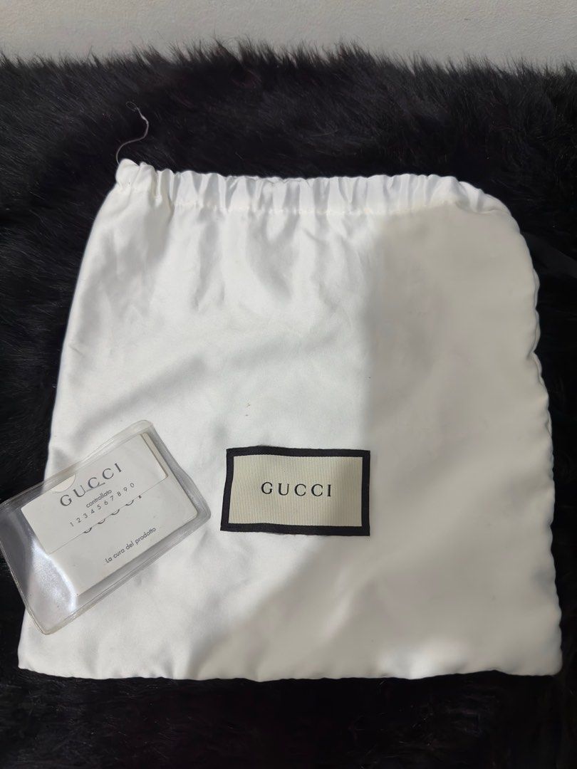 Gucci belt dust bag discount