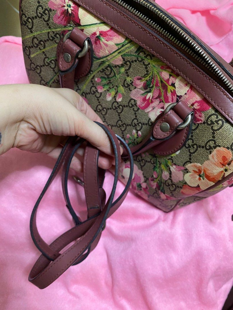 Gucci blooms gg supreme boston bag clearance