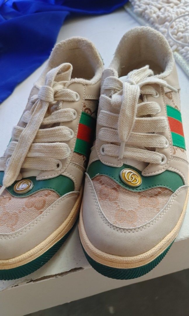 Gucci cherry line size 37