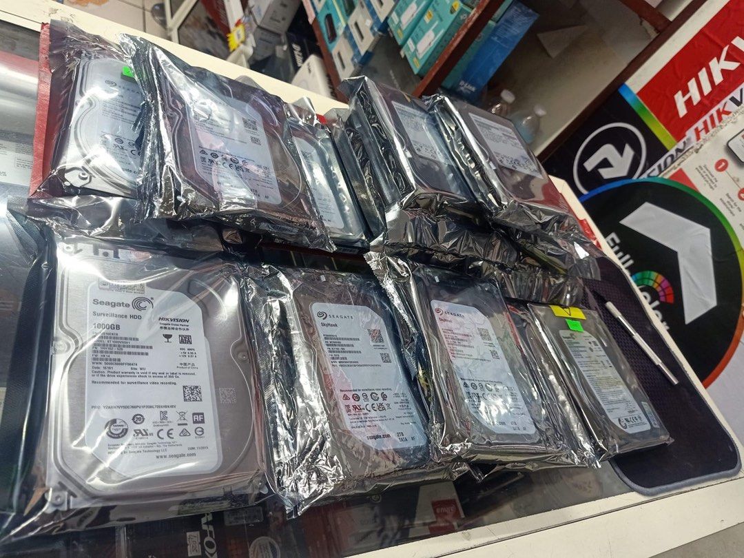 HARD DISK SURVIELLANCE CCTV (Category: Hard Disks & Thumbdrives) located in Manila. Submitted by myles29 (Listing ID 1335017580, Image 2). Description: Surveillance Hardisk‼️ 500GB -₱1,400 1TB -₱2,500 2TB -₱3,480 4TB-₱5,500 .