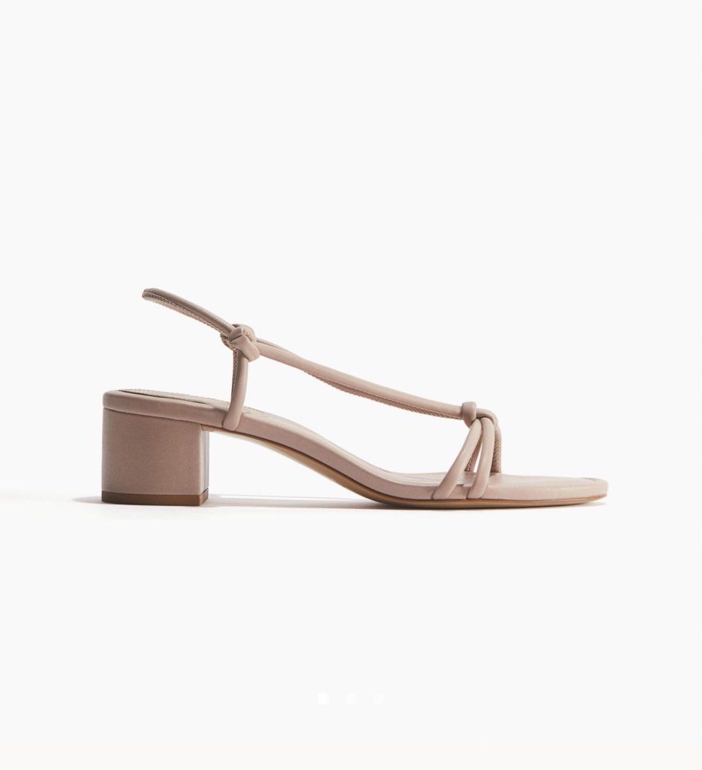 H&M Heeled Strappy Sandals (Category: Heels) located in Quezon City. Submitted by xtn18 (Listing ID 1334903957, Image 3). Description: Worn twice during a wedding Original Original price: 1,549.00 Very nice sa feet Straight from the Netherlands 🇳🇱 Size: 36 / US6 / 23cm Color: powder pink.