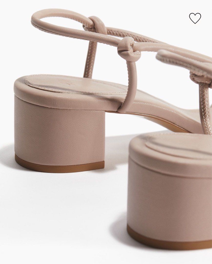 H&M Heeled Strappy Sandals (Category: Heels) located in Quezon City. Submitted by xtn18 (Listing ID 1334903957, Image 2). Description: Worn twice during a wedding Original Original price: 1,549.00 Very nice sa feet Straight from the Netherlands 🇳🇱 Size: 36 / US6 / 23cm Color: powder pink.