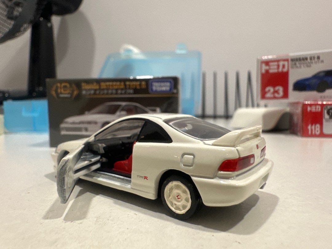 Honda Integra Type R 10th Anniversary Tomica Exclusive, Hobbies & Toys ...