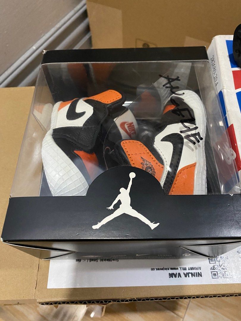 Infant Shoes (Category: Babies & Kids Fashion) located in Bulacan. Submitted by cedrick13 (Listing ID 1334967148, Image 3). Description: For Sale Infant Shoes Jordan 1 Crib Bootie (2c) Brandnew with box (Issue: has a name in front of the box) 1200 only (BOUGHT 40 EURO SRP) New Balance KE 410 (5c) Brandnew with box 1200 only (BOUGHT 50 EURO SRP) Rfs: pang gift sana, change of plans Sizes nasa box, check pics Meetups and Shipping.