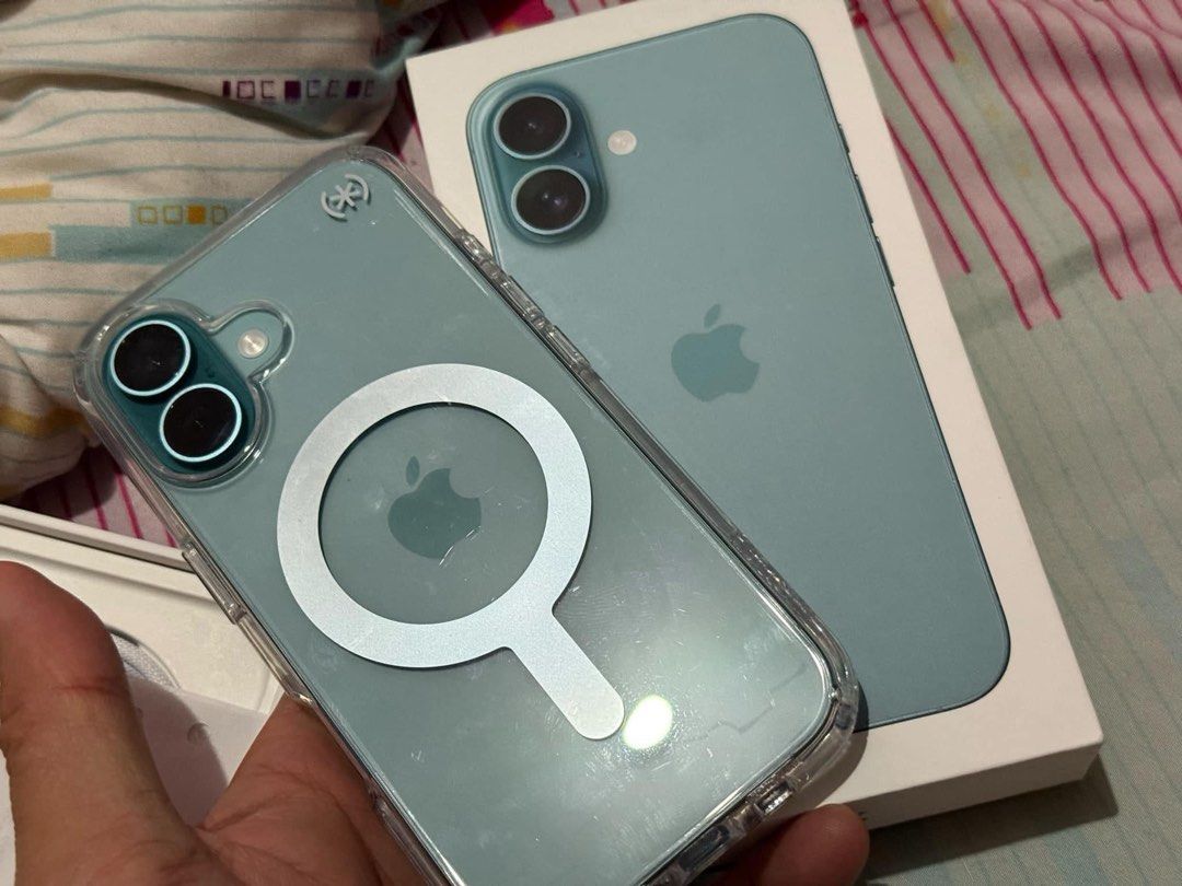 Iphone16 128gb (Category: iPhone 16 Series) located in Pasig City. Submitted by juhai09 (Listing ID 1334945210, Image 3). Description: iPhone 16 128GB TEAL Open line 100% Battery Health 0 Cycle Bought Nov 3 at Silicon Valley (with receipt) Warranty till Sept 2025 Unused charging cord With tempered glass Local Variant *Optional + 1k for mag safe (worth 2k) Complete accessories Meet up San Pedro, Laguna or Nearby City Strictly no COURIER MEET UP ON