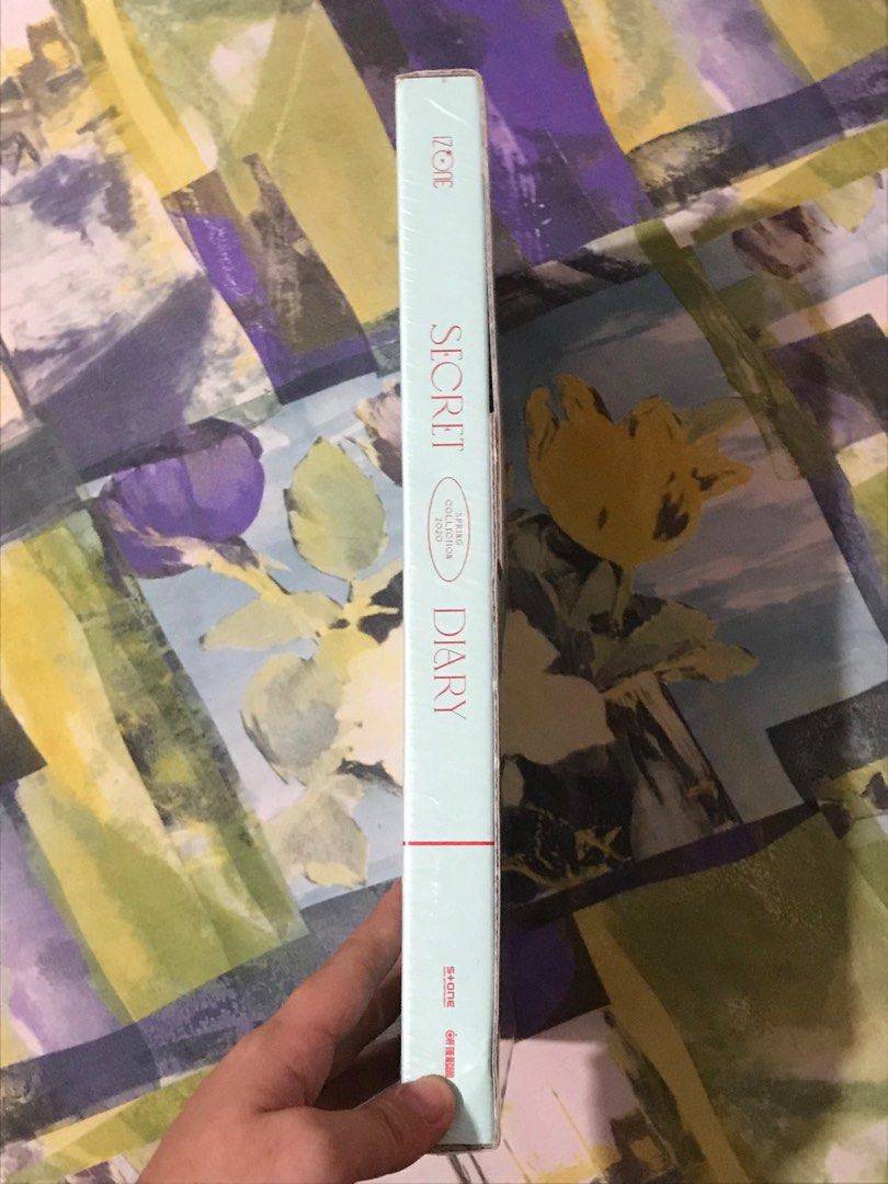 IZ*ONE - Secret Diary Spring Collection 2020 Blue Set (Category: K-Wave Merchandise) located in Caloocan City. Submitted by exolxer (Listing ID 1335048763, Image 2). Description: Still Negotiable dw 😊 (Sealed) Help me declutter😵‍💫🤍 .