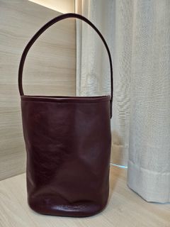 (Category: ) located in . Submitted by relove_preloved (Listing ID 1334927248, Image 1). Description: .