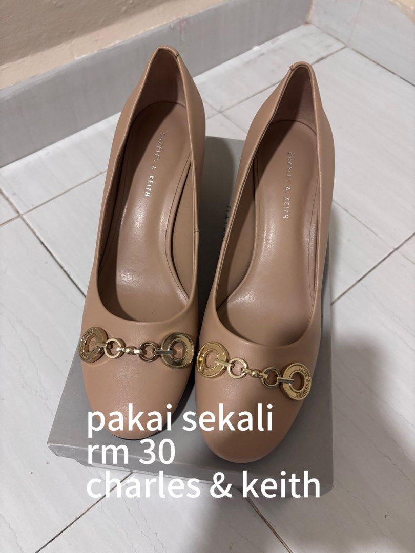 kasut charles keith