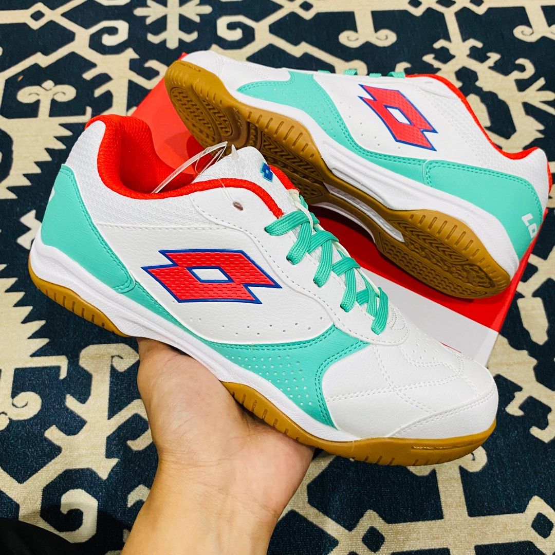 KASUT FUTSAL LOTTO TACTO 7UK Men s Fashion Footwear Boots on Carousell