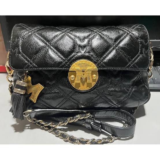 Metro City Quilted Sling bag Leather Women s Fashion Bags Wallets Shoulder Bags on Carousell