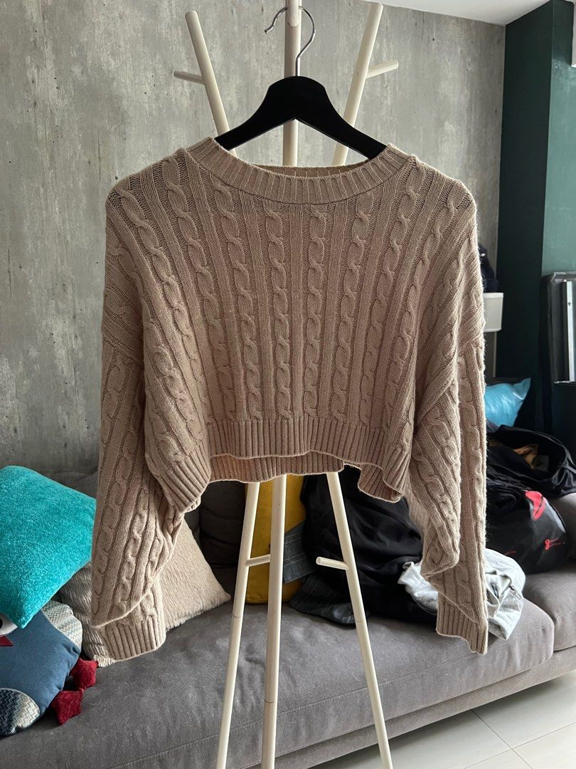Missguided Cable Knit Oversized Cropped Sweater in Latte UK6
