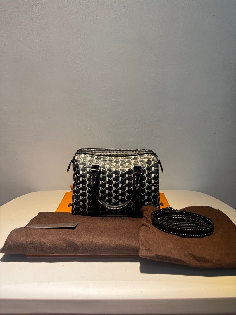 Moynat Mini 48H (Category: Luxury Bags & Wallets) located in Cainta. Submitted by habiier (Listing ID 1334956694, Image 3). Description: Moynat Mini 48H • Color: Black and White • Size: Mini • Condition: Store-Fresh • Inclusions: Complete papers, Dust bag, Paper bag.