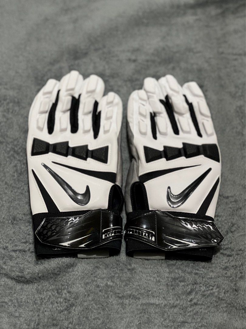 Nike hyperbeast lineman gloves top
