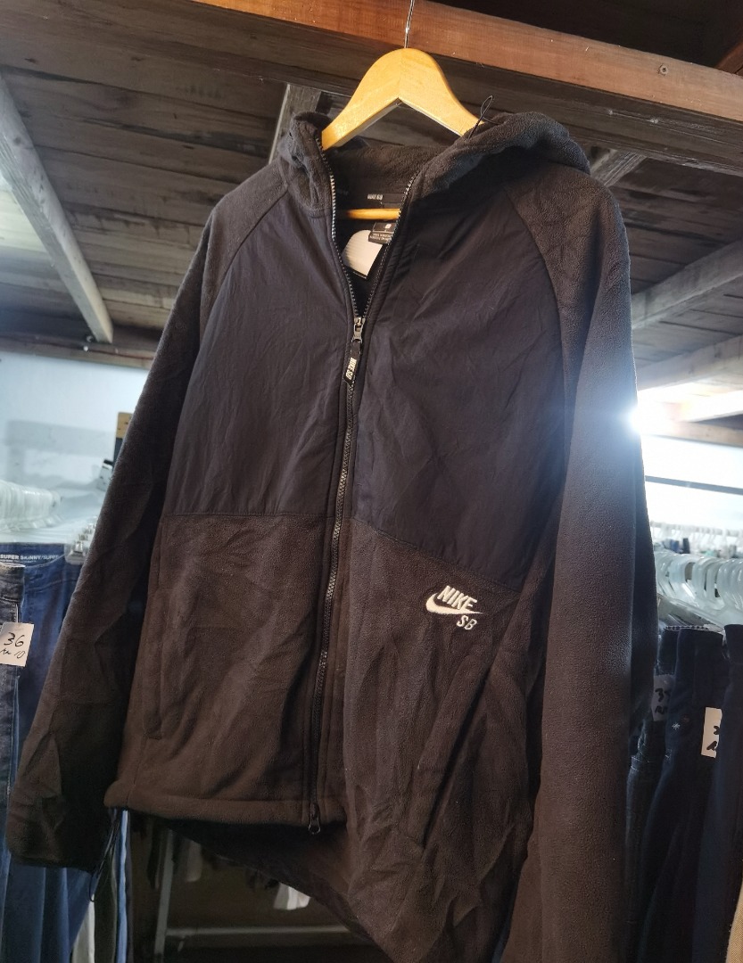 Nike SB Polartec zipper hooded Men s Fashion Coats Jackets and Outerwear on Carousell