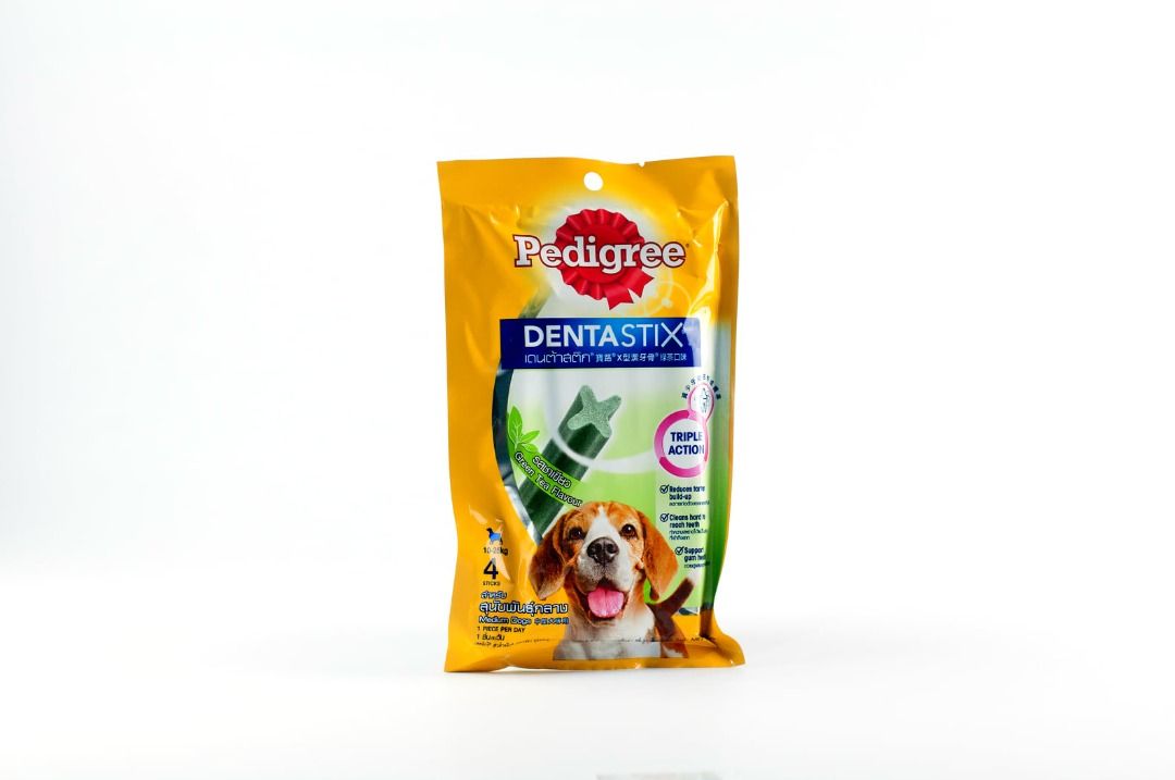 Pedigree Dentastix Large Dogs (112g) (Category: Pet Food) located in Pasig City. Submitted by petholics (Listing ID 1334988447, Image 1). Description: Dog dental sticks are a type of treat that is given to dogs of all ages and stages to chew on in order to promote good oral hygiene. They work by helping to scrub plaque and tartar buildup off of your pet's teeth and providing stimulus to the gums to help prevent gum disease such as gingivitis..