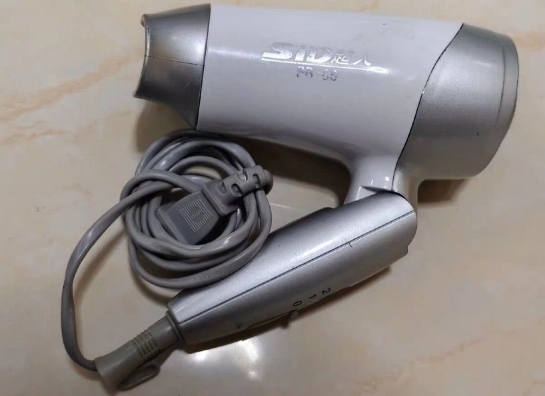 代PO]家用大力輕身風筒，又大力又輕［本地包郵］, 美容＆個人護理