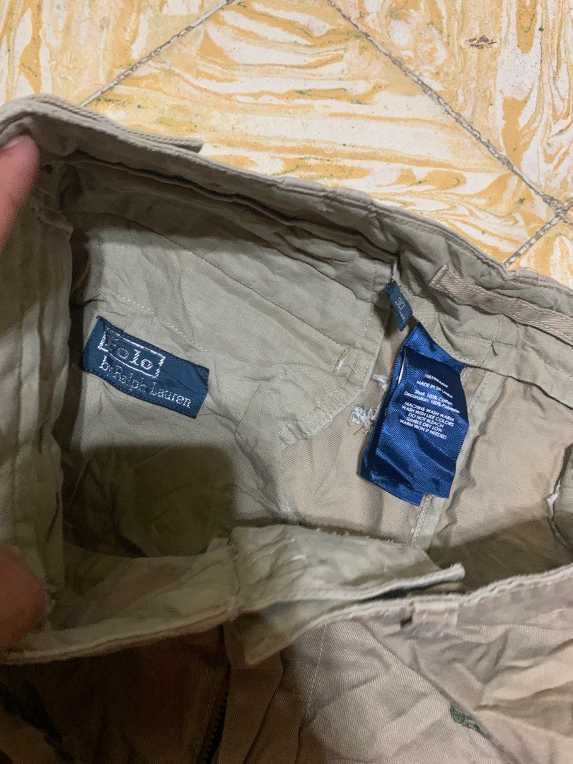 Polo Ralph Lauren chino pant (Category: Chinos) located in Dipolog. Submitted by adrian281994 (Listing ID 1335007760, Image 3). Description: Polo Ralph Lauren Chino pants Hunting dogs design Excellent condition Size 30 on tag fits 32 L41 800 Location mindanao Unli vouch.