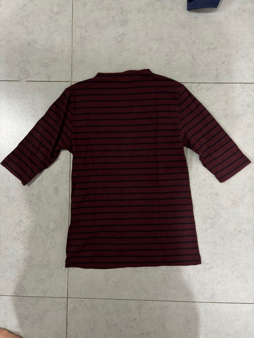 PULL&BEAR (MEDIUM) MAROON SEMI TURTLENECK (Category: Shirts) located in Antipolo. Submitted by mdmeanders (Listing ID 1335007166, Image 3). Description: ~ SHIPPING: Buyers are welcome to arrange their own courier for shipping. ~ PAYMENT: GCASH / BPI QR CODE ~ LOCATION PICK UP:📍ANTIPOLO OR MANDALUYONG.