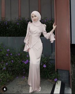(Category: ) located in . Submitted by felishacouture (Listing ID 1334911766, Image 1). Description: .