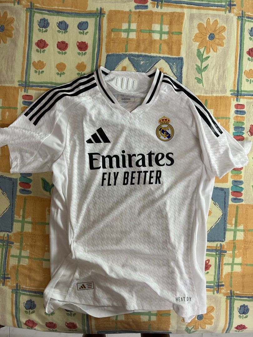 REAL MADRID CF ADIDAS heat.rdy 2024/25 HOME Jersey (Category: Activewear) located in Singapore. Submitted by meatpuppets (Listing ID 1334990032, Image 1). Description: BNWT Adidas Heat.Rdy Player Edition Slim Fit XL.