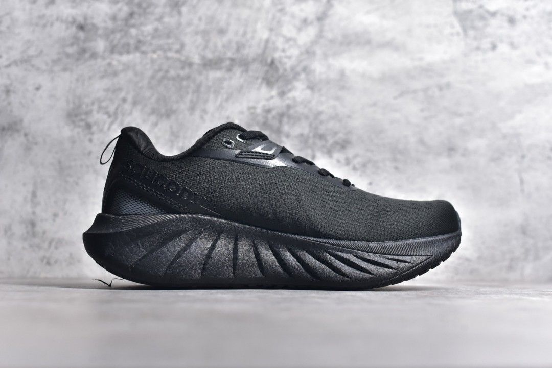 Triple black running shoes outlet