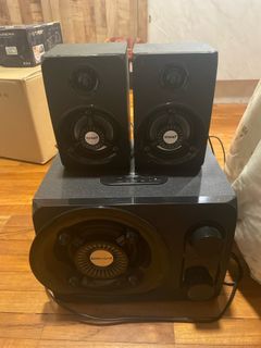 (Category: ) located in . Submitted by clrst05 (Listing ID 1335058277, Image 1). Description: .