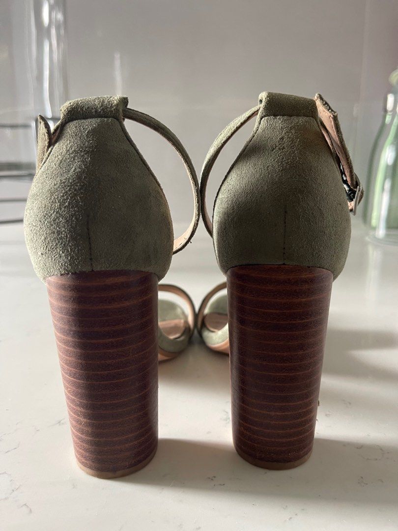 Steve madden olive green heels top