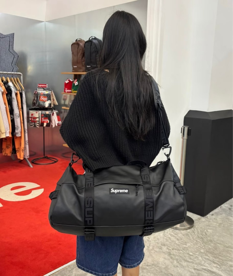 Supreme leather duffle bag 2025