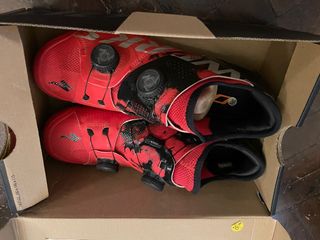 （分類：）位於 。 由 bike.sell 提交（商品編號 1335000233，圖片 1）。簡介： 。