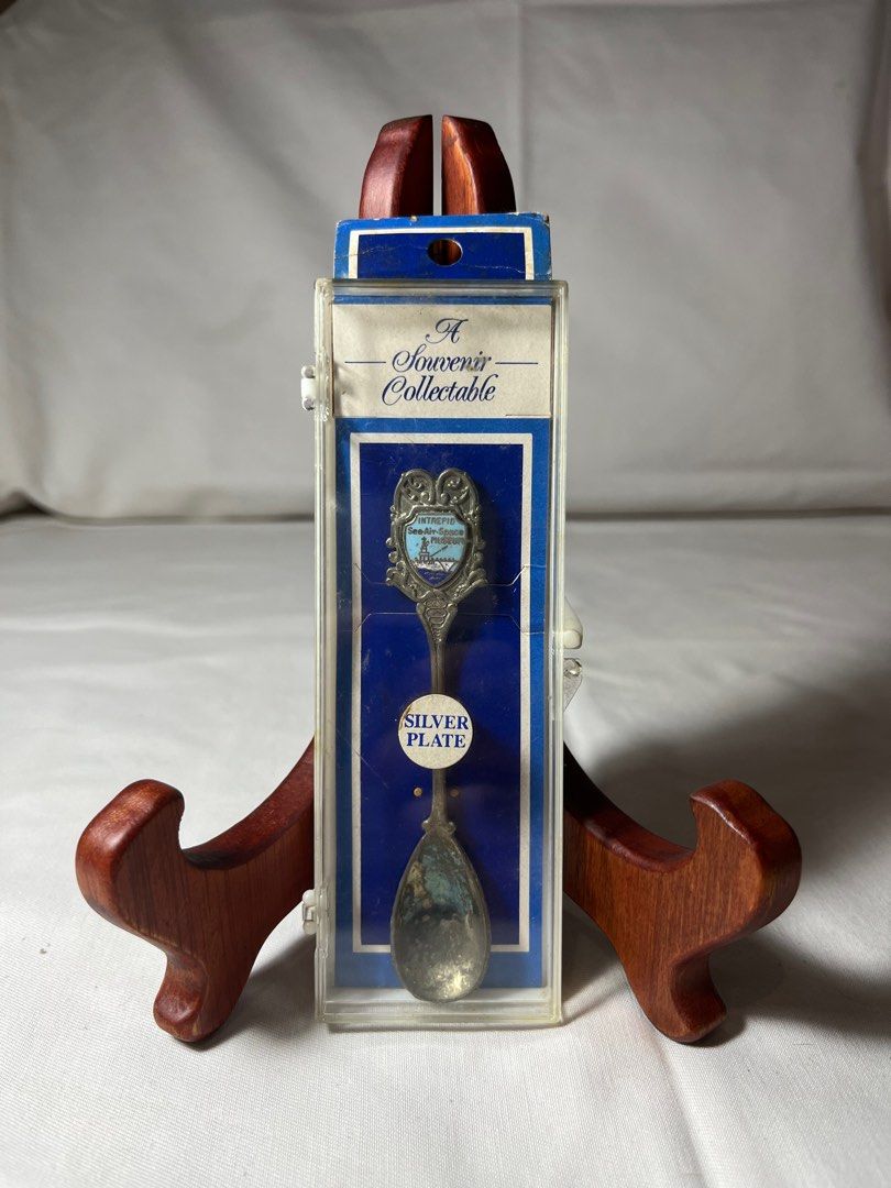 Teaspoon souvenir (Category: Dinnerware & Cutlery) located in Paranaque City. Submitted by nostalgia.ph (Listing ID 1334975262, Image 3). Description: 300 each‼️‼️‼️.