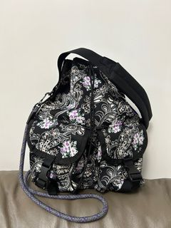 （分類：）位於 。 由 calkato 提交（商品編號 1335022480，圖片 1）。簡介： 。