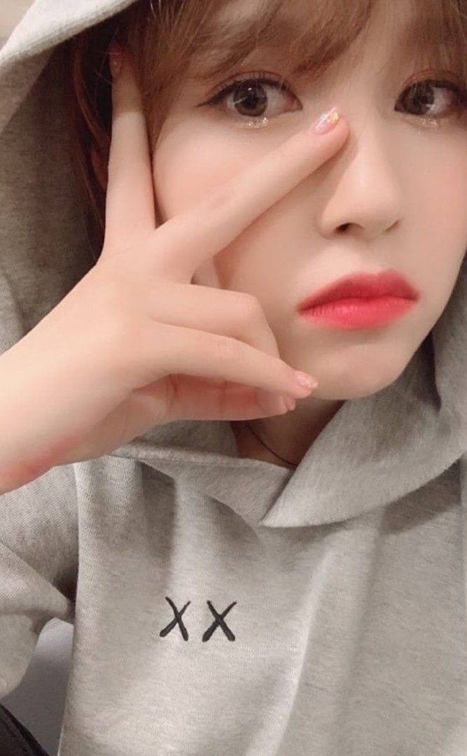 Mina uniqlo hoodie new arrivals