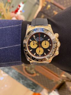 (Category: ) located in . Submitted by redrabbitluxury_singpore (Listing ID 1334964021, Image 1). Description: .