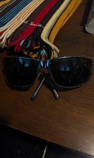 (Category: ) located in . Submitted by WardrobeUnggul (Listing ID 1334956222, Image 1). Description: .