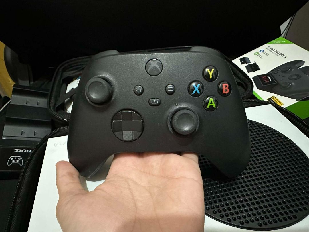Xbox Series S Console 512GB SSD with 2 Xbox Controllers and Charging ...