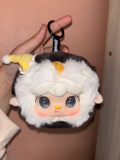 (Category: ) located in . Submitted by btstxtpreloved (Listing ID 1334933810, Image 1). Description: .